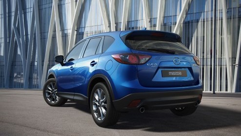 Mazda maakt zich op voor de introductie van de nieuwe CX-5 crossover, die vanaf begin volgend jaar bij de dealer staat. Inmiddels is er een indicatieve vanafprijs te noemen; het instapmodel met 2.0 li