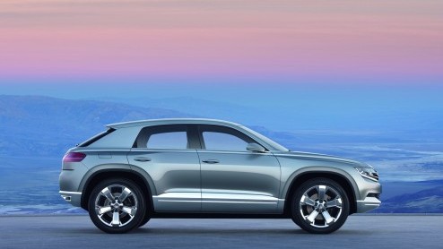 Volkswagen heeft op de Tokyo Motor Show een leuke verrassing: de Cross Coup. Deze kruising tussen een SUV en coupe is vierwielaangedreven en heeft plug-in hybridetechniek. En daarmee is hij niet alle