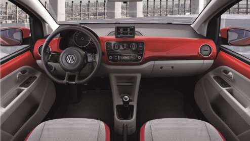 Volkswagen heeft de orderboeken voor de up! geopend. De vierpersoons stadsrakker staat vanaf februari 2012 in de showroom vanaf 8490 euro, met keuze uit twee benzinemotoren en drie uitrustingsniveaus