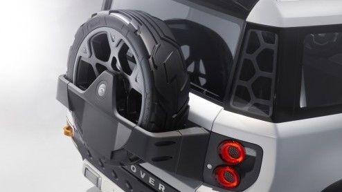 Als Land Rover aankondigt over een nieuwe Defender na te denken doen de Britten het meteen goed. Op de IAA staan niet en maar twee studiemodellen die verwijzen naar het productiemodel dat in 2015 op 