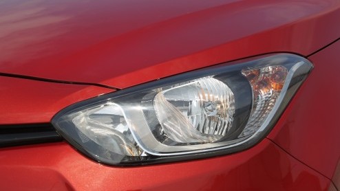Stilstand is achteruitgang. En daar houden ze bij Hyundai niet van. Daarom heeft de i20 na zon drienhalf jaar een opfrisser gekregen. Geeft dat de compacte Koreaan weer een duwtje in de rug?
