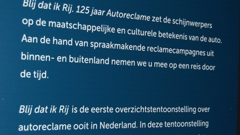 Autoreclame is van alle tijden. De tentoonstelling '125 jaar Autoreclame' in het Museum van de Twintigste Eeuw brengt dat op amuserende wijze in beeld. Wanneer ontwikkelde de auto zich tot statussymbo