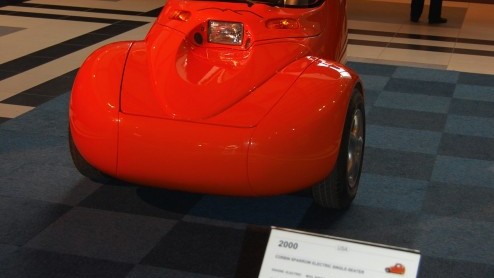Autoreclame is van alle tijden. De tentoonstelling '125 jaar Autoreclame' in het Museum van de Twintigste Eeuw brengt dat op amuserende wijze in beeld. Wanneer ontwikkelde de auto zich tot statussymbo