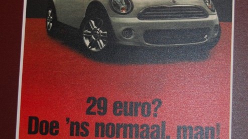 Autoreclame is van alle tijden. De tentoonstelling '125 jaar Autoreclame' in het Museum van de Twintigste Eeuw brengt dat op amuserende wijze in beeld. Wanneer ontwikkelde de auto zich tot statussymbo
