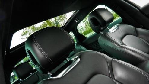 De nieuwe Citron DS5 is geen auto die zomaar in een hokje te plaatsen valt. En daar zijn de Fransen ongetwijfeld heel blij mee. Is het een sportieve crossover of toch vooral een vijfdeurs eye-catcher