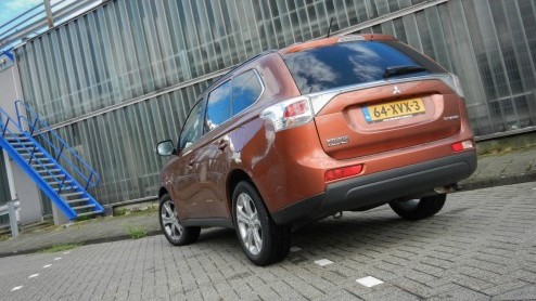 Het tij is gekeerd bij Mitsubishi. Het merk moet vooruit en heeft daarom een drietrapsraket gelanceerd. Wat zit daar in? Een vernieuwde ASX, een kleine hatchback op basis van de in Japan gentroduceer