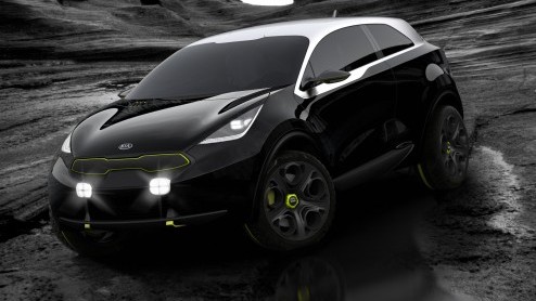 Kia onthult de Niro als voorproefje van een nieuwe compact model in het gamma. Daarnaast staat de nieuwe Kia Soul in het licht, die in Nederland alleen elektrisch aangedreven zal zijn.