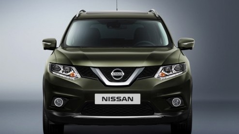 Nieuwe Nissan X-Trail komt in de zomer van 2014 op de markt als vijf- en zevenzitter. Positie in gamma tussen Qashqai en Murano. Meer crossover dan SUV.