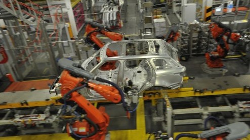 Eerste indruk van de nieuwe Range Rover Sport. Doet hij zijn naam nu eer aan? Wij zochten het uit in Gaydon.