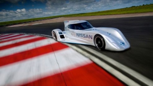 Volgend jaar verschijnt Nissan aan de start van Le Mans met deze ZEOD RC, volgens zijn makers s werelds snelste elektrisch aangedreven raceauto met een top van meer dan 300 km/u.