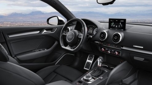 Audi A3 Limousine staat aan de start. Bestelbaar vanaf juni en nog dit najaar uitgeleverd.