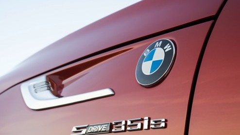 De vernieuwde BMW Z4 is er klaar voor vanaf 44.695 euro met de sDrive18i.