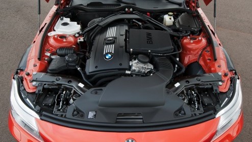 De vernieuwde BMW Z4 is er klaar voor vanaf 44.695 euro met de sDrive18i.