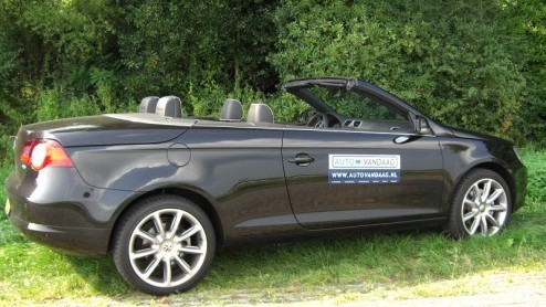 Net als andere merken begreep Volkswagen het theoretische voordeel van een coupe-cabriolet met stalen dak; het beste van twee werelden gecombineerd. Hoewel het niet altijd een estetisch voordeel oplev