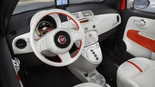 Fiat in Geneve met Punto Sporting Pack, Fiat 500 QC en Fiat 500L Trekking