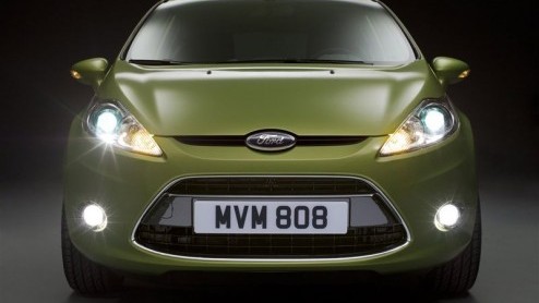 Het moment is eindelijk daar. Ford heeft de nieuwe Fiesta onthuld. De veelgenoemde naam Verve is het toch niet geworden. De looks van de concept zijn in ieder geval wel grotendeels overgenomen. Aan he