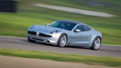 Met een CO2-uitstoot van 51 gram is de Fisker Karma ongekend zuinig, maar zit hij net boven de grens voor 0% bijtelling. De makers van de exclusieve elektrische sportauto beraden zich op maatregelen o