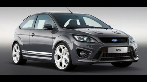 In december vorig jaar liet Ford een teaser los van de Focus RS. Vandaag is er nieuw beeldmateriaal van deze ultieme top-Focus verschenen. Een daadkrachtig en gespierd voorkomen is het resultaat. Onde