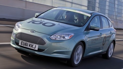 Tijdens de Professional Passionates Electric Rally vanuit Amsterdam heeft de Ford Focus Electric zijn eerste kilometers op Hollandse bodem gemaakt. De aanvoerder van een nieuwe generatie gelektrifice