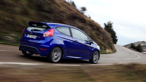 Autotest Ford Fiesta ST - de nieuwe sportversie is een feestje!