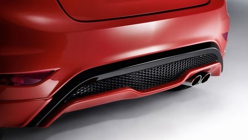 Na de Focus ST mogen we nu ook (eindelijk!) aan de Fiesta ST proeven. Dat de gepeperde versie van het succesnummer nog een Concept wordt genoemd, doet er niets aan af. Kern van de zaak: 180 pk!