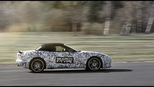 Jaguar heeft vandaag tijdens de Auto Show in New York de komst van een volledig nieuwe, compacte sportauto bevestigd: de F-Type. Het studiemodel is gebaseerd op de C-X16 concept car en komt in 2013 op
