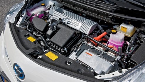 Vele (potentile) Prius-rijders zullen er van hebben gedroomd; een Prius met extra veel ruimte om met het hele gezin inclusief bagage er op uit te trekken. Tot voor kort moest de dealer nee (of een