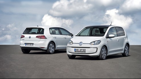 Volkswagen e-Golf en e-Up klaar voor introductie op IAA 2013. Eind dit jaar komt de elektrische Up op de markt, gevolgd door de elektrische Golf in 2014.