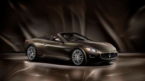 De Maserati GranCabrio Fendi is ontstaan uit een samenwerking tussen Maserati en het exclusieve Italiaanse modehuis Silvia Venturini Fendi. De GranCabrio Fendi staat op de IAA in Frankfurt.