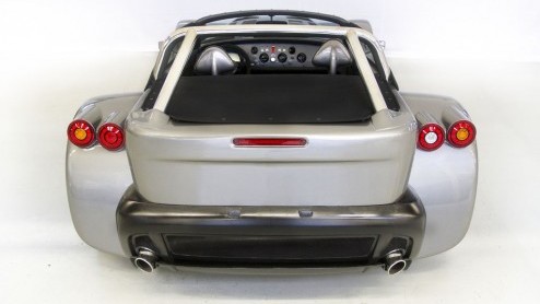De liefhebbers hebben er met spanning naar uitgekeken. Maar, hij is er! Na twee-en-een-half jaar ontwikkelen heeft Donkervoort Automobielen uit Lelystad de volgende generatie open sportwagens gepresen