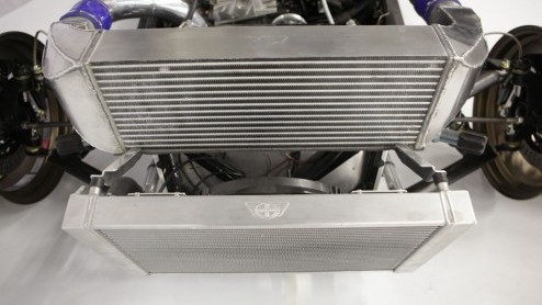 De liefhebbers hebben er met spanning naar uitgekeken. Maar, hij is er! Na twee-en-een-half jaar ontwikkelen heeft Donkervoort Automobielen uit Lelystad de volgende generatie open sportwagens gepresen