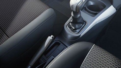 Toyota komt met de Yaris Trend, volgens zijn makers de meest hippe Yaris van dit moment.