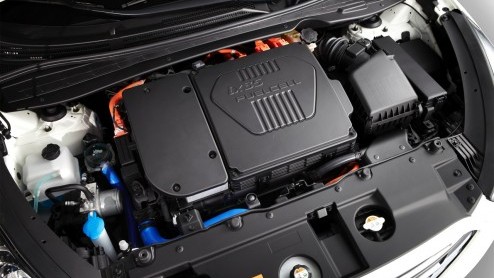 Hyundai ix35 gaat met allerlei verbeteringen modeljaar 2014 in en telt af naar introductie van de ix35 Fuell Cell op waterstof.