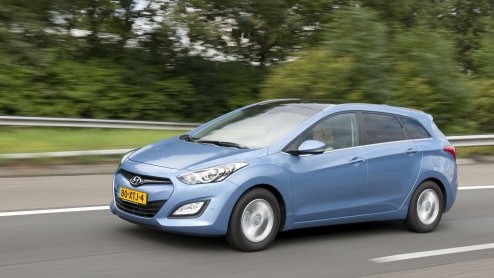 Slechts enkele maanden na het debuut van de Hyundai i30 Hatchback staat de Wagon al bij de dealer. De station is niet alleen langer, lager en ruimer dan zijn voorganger, maar ook nog eens stukken fraa