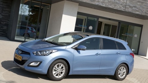Slechts enkele maanden na het debuut van de Hyundai i30 Hatchback staat de Wagon al bij de dealer. De station is niet alleen langer, lager en ruimer dan zijn voorganger, maar ook nog eens stukken fraa