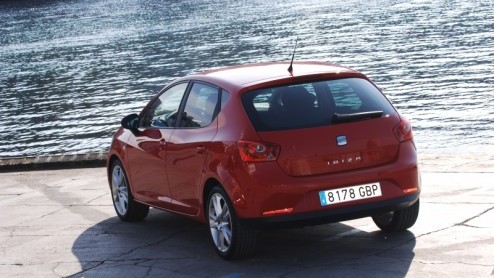 Dat Seat tot het grote Volkswagen-concern behoort, wordt eens en te meer duidelijk tijdens de presentatie van de nieuwe Ibiza. De Duitse ingenieurs raken maar niet uitgepraat over de kwaliteitsslag di