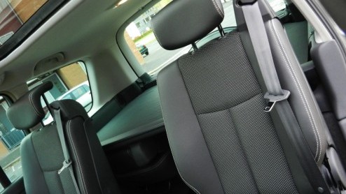 Het segment van de grote MPV's is de laatste jaren consistent; het aantal modellen is op n hand te tellen en daar verandert weinig in. De huidige generatie Renault Espace gaat na tien jaar de vierde
