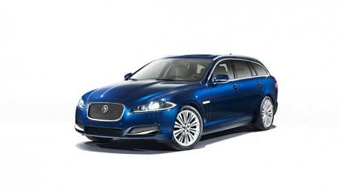 De langverwachte stationwagonvariant van de Jaguar XF is nu alvast officieel, want dit is de XF Sportbrake! Met 1675 liter bagage- en extra hoofdruimte maar identieke rijdynamiek rijd je praktisch in 