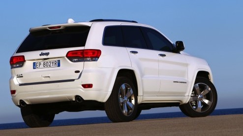 Autotest vernieuwde Jeep Grand Cherokee 2013. Gereden met 3.0 CRD en 3.6 benzine. Prijzen vanaf 64.990 euro.
