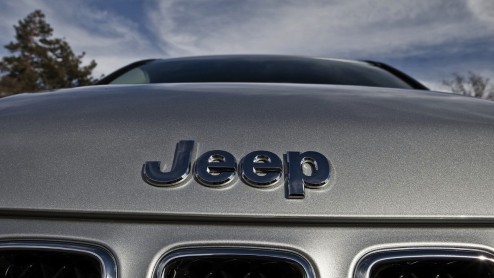 Jeep gaat een nieuw avontuur aan. Het merk gaat vanaf 2014 een nieuw segment betreden met een nog te onthullen 'utility' vehicle. De nieuwe Jeep rolt in dezelfde fabriek van de band waar de Fiat 500X 