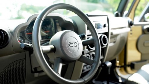 Het Chrysler concern meldt trots wat ze te bieden hebben op de SEMA-show in Las Vegas. Een aantal modellen zijn al de revue gepasseerd, maar er is meer. Wat te denken van een uitgedoste Jeep Wrangler 