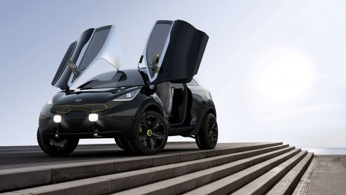 Dit is de Kia Niro Concept staat op IAA 2013. Geen opvolger voor de Soul, maar een vingeroefening naar een o zo populaire compacte SUV in het B-segment.