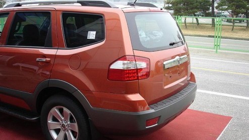 Nee, hij komt niet naar Europa, maar aandacht mag deze nieuwe Kia SUV zeker wel krijgen. We hebben m al even eerder gezien, maar nu zijn er opnieuw beelden van dit nieuwe slagschip beschikbaar. In ja