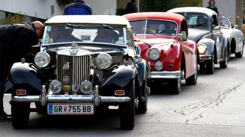Raad van State adviseert overgangsregeling oldtimer, vrijstelling te heroverwegen.