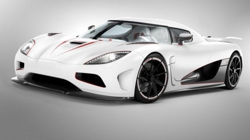 Stel, je hebt al het geld van de wereld en een Veyron is te gewoon. Of die 1001 pk's van het snelheidsmonster zijn niet genoeg. Dan is er nu een nieuw speeltje; de Koenigsegg Agera R met maximaal 1115