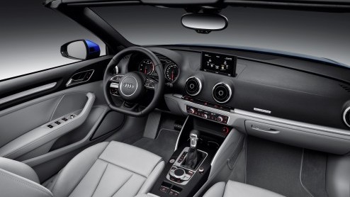 Audi A3 Cabriolet officieel bekend gemaakt. Gebaseerd op de A3 Limousine. Introductie begin 2014. Prijzen nog niet bekend.