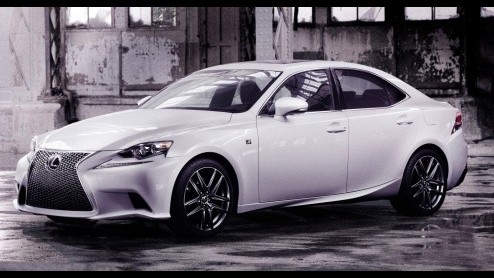Lexus maakt zich op voor de komst van de nieuwe IS. De auto beleeft zijn wereldpremire tijdens de autoshow van Detroit begin volgende week. De eerste fotos zijn inmiddels wereldkundig gemaakt. Aan o