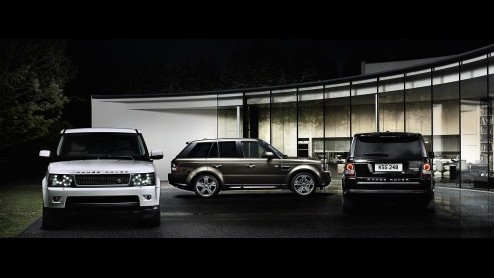 Land Rover heeft een nog luxere Range Rover Sport in de aanbieding. Deze Luxury uitvoering is gepositioneerd tussen de HSE en top-of-the-line Autobiography Sport en is voorzien van exclusieve afwerk