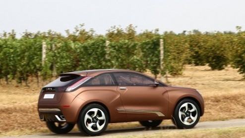 De Lada X-Ray concept bewijst dat het Russische merk niet in het verleden blijft hangen. Het studiemodel van deze crossover werd gepresenteerd in Moskou.