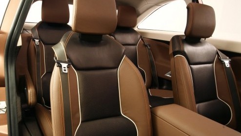 De Lada X-Ray concept bewijst dat het Russische merk niet in het verleden blijft hangen. Het studiemodel van deze crossover werd gepresenteerd in Moskou.